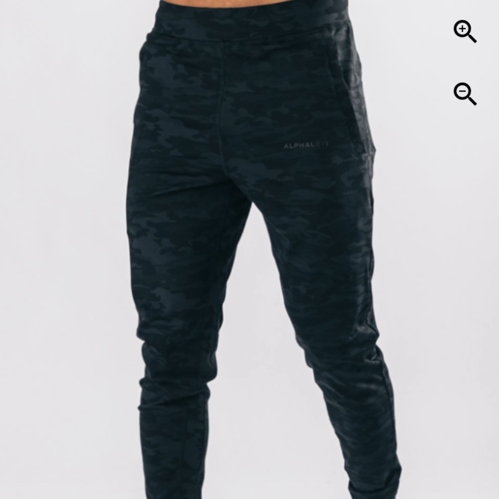 Alphalete Black Camo Pro-Elite Jogger
